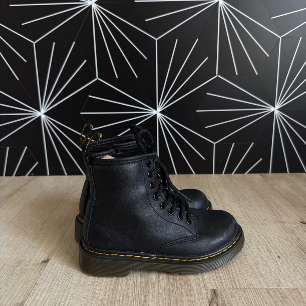Dr. Martens Junior 1460 Softy T Leather Lace Up Boots - Picture 6 of 7